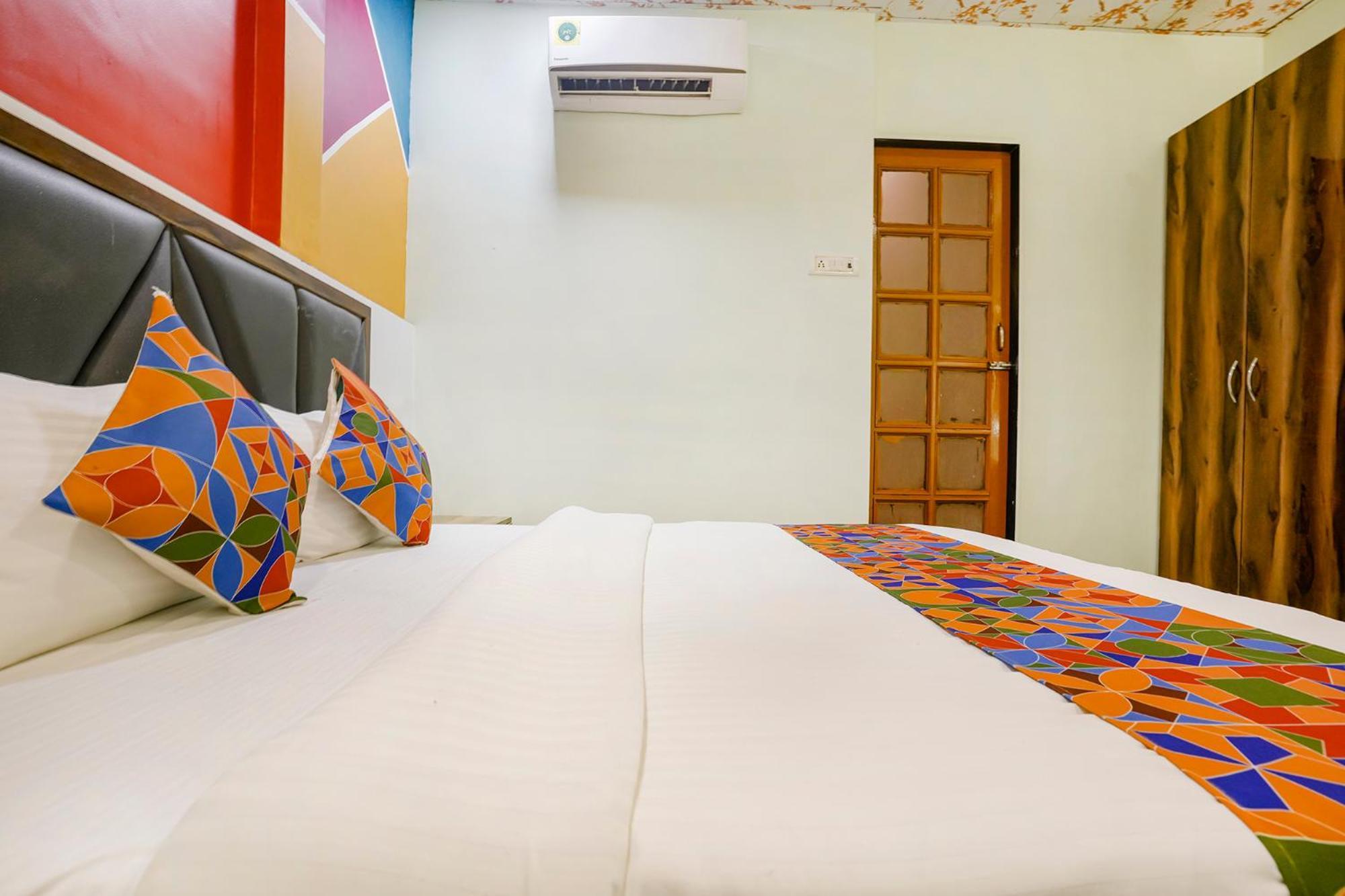 Fabhotel Twigo Inn Мумбаи Экстерьер фото